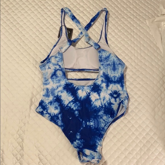 Zaful swimsuit NWT one piece back cross straps IS - Picture 5 of 9